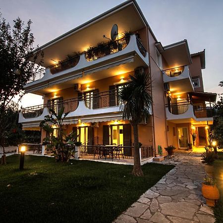 فندق Sunny Garden نيدري المظهر الخارجي الصورة